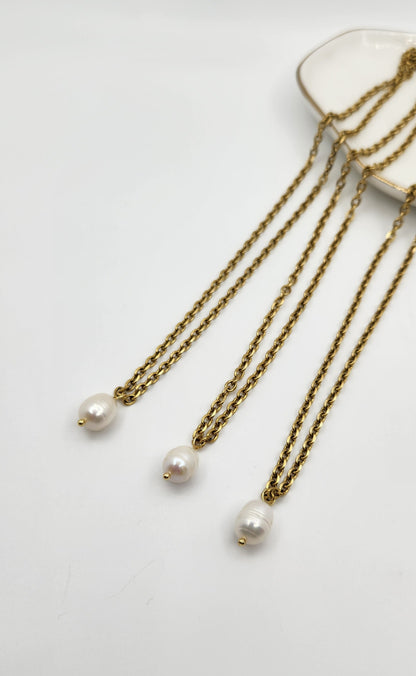 Perla de Dios Necklace