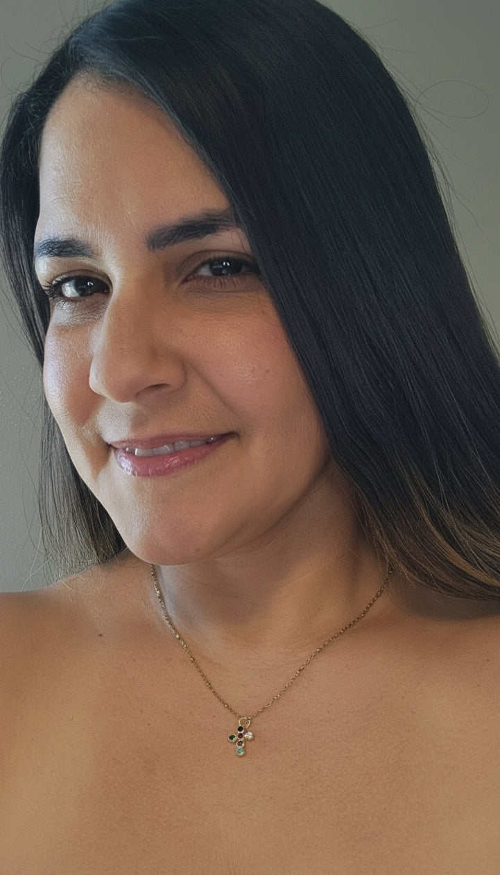 Cruz Luz Divina Necklace
