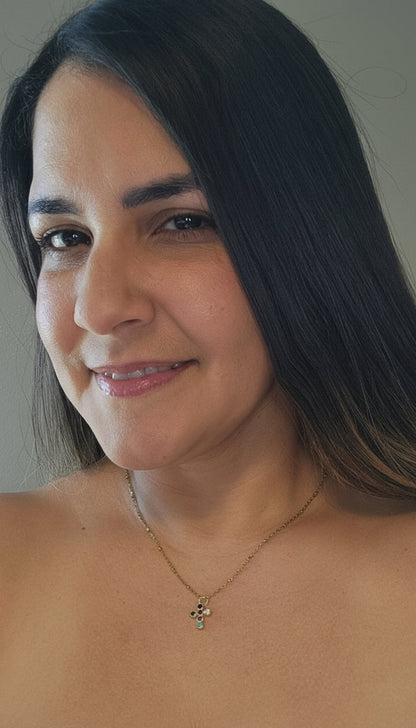Cruz Luz Divina Necklace